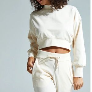 NOLI YOGA muse sweatshirt